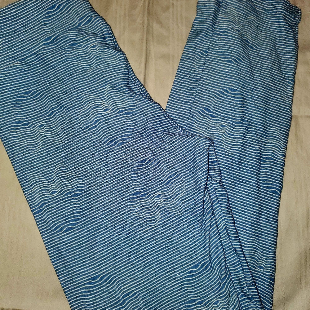 LuLaRoe NWOT OS Disney Leggings
